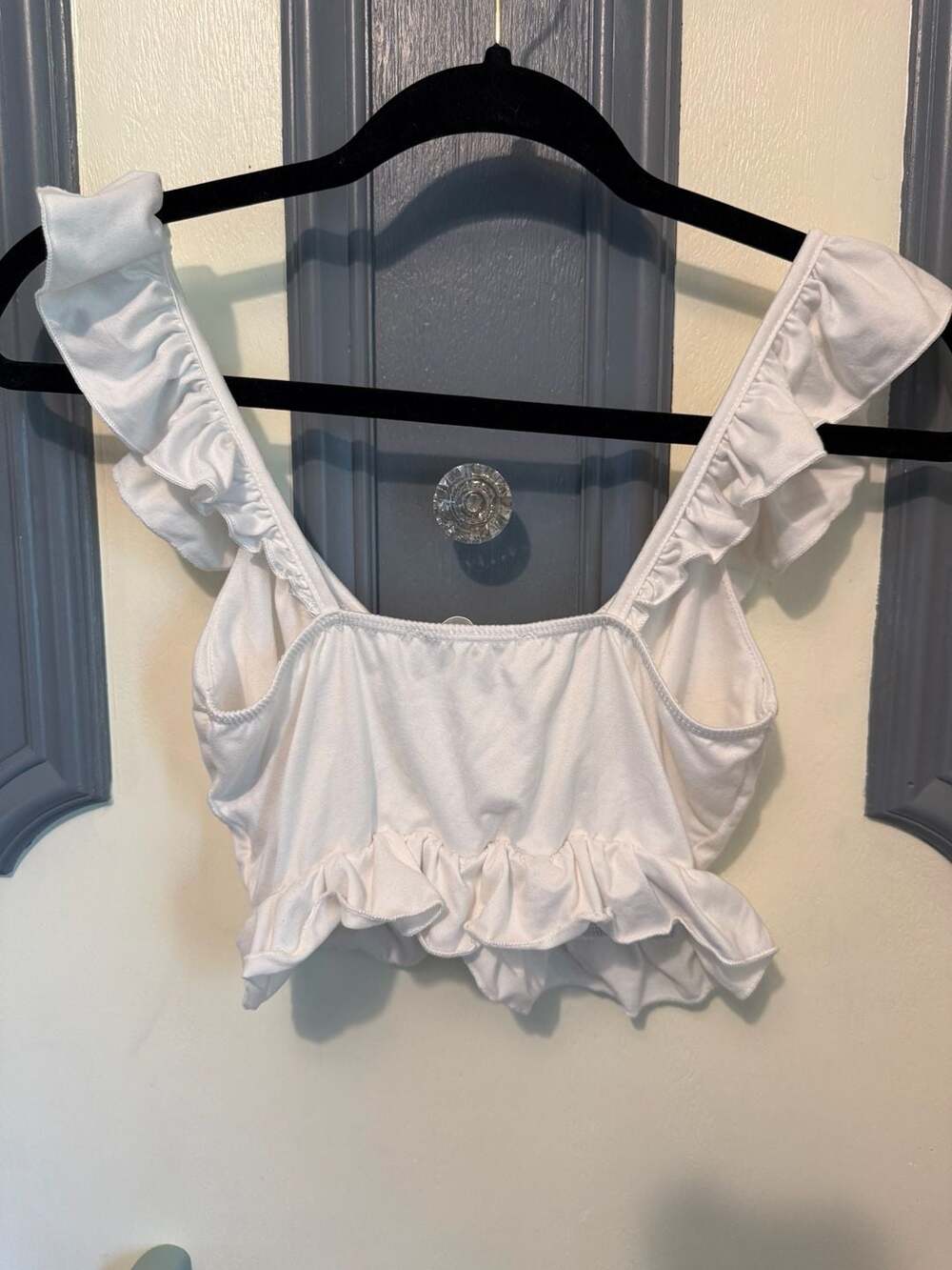 American Threads White Ruffled Crop Top with Ruched Front - Picture 3 of 3